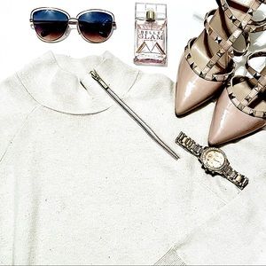 *SOLD* Tahari Mock Neck Sweater Size Medium